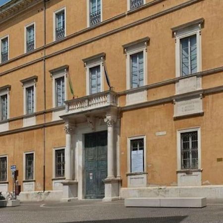 Appartamento Centro Storico Nuovo E Ristrutturato Pesaro Ngoại thất bức ảnh