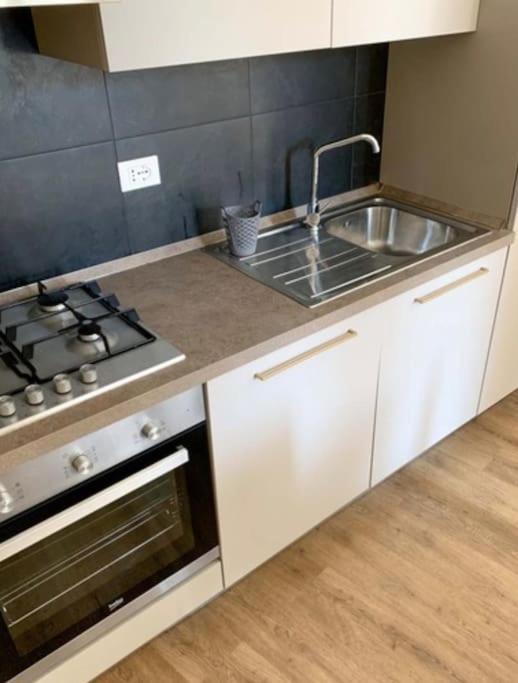 Appartamento Centro Storico Nuovo E Ristrutturato Pesaro Ngoại thất bức ảnh